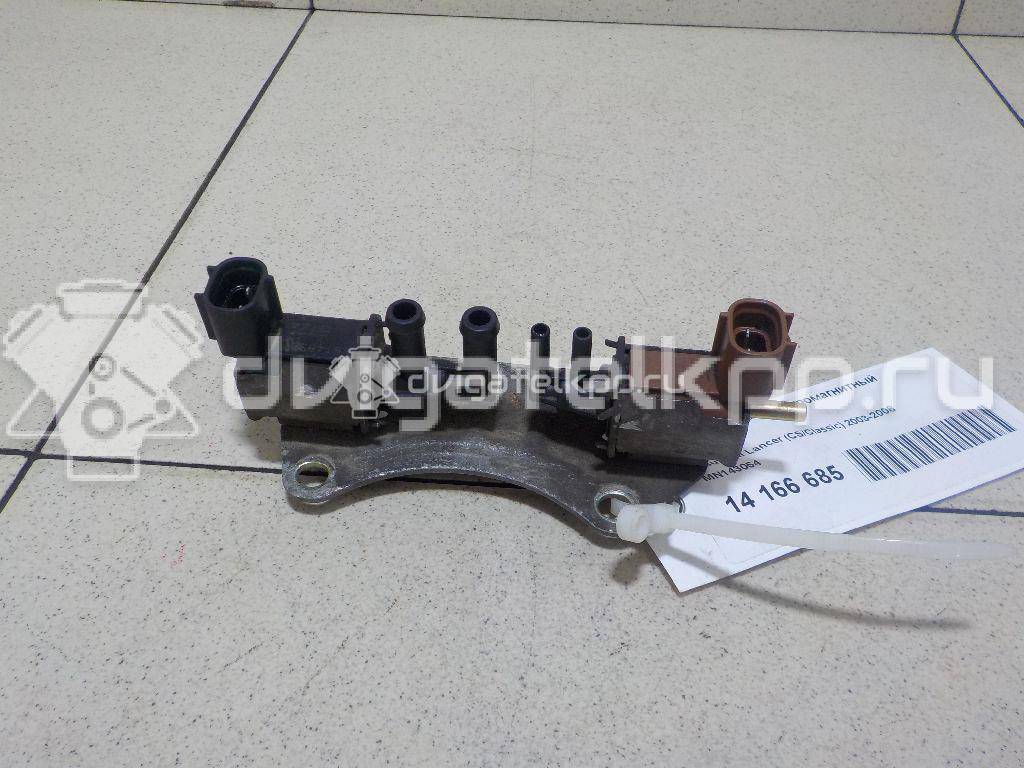 Фото Клапан электромагнитный  mn143054 для mitsubishi Outlander (CU) {forloop.counter}}