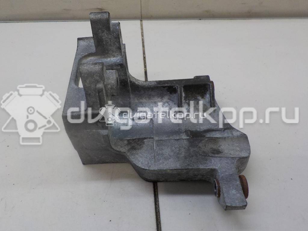 Фото Кронштейн ТНВД для двигателя L3 для Mazda / Ford Australia / Mazda (Faw) 141-238 л.с 16V 2.3 л бензин L3K913428A {forloop.counter}}