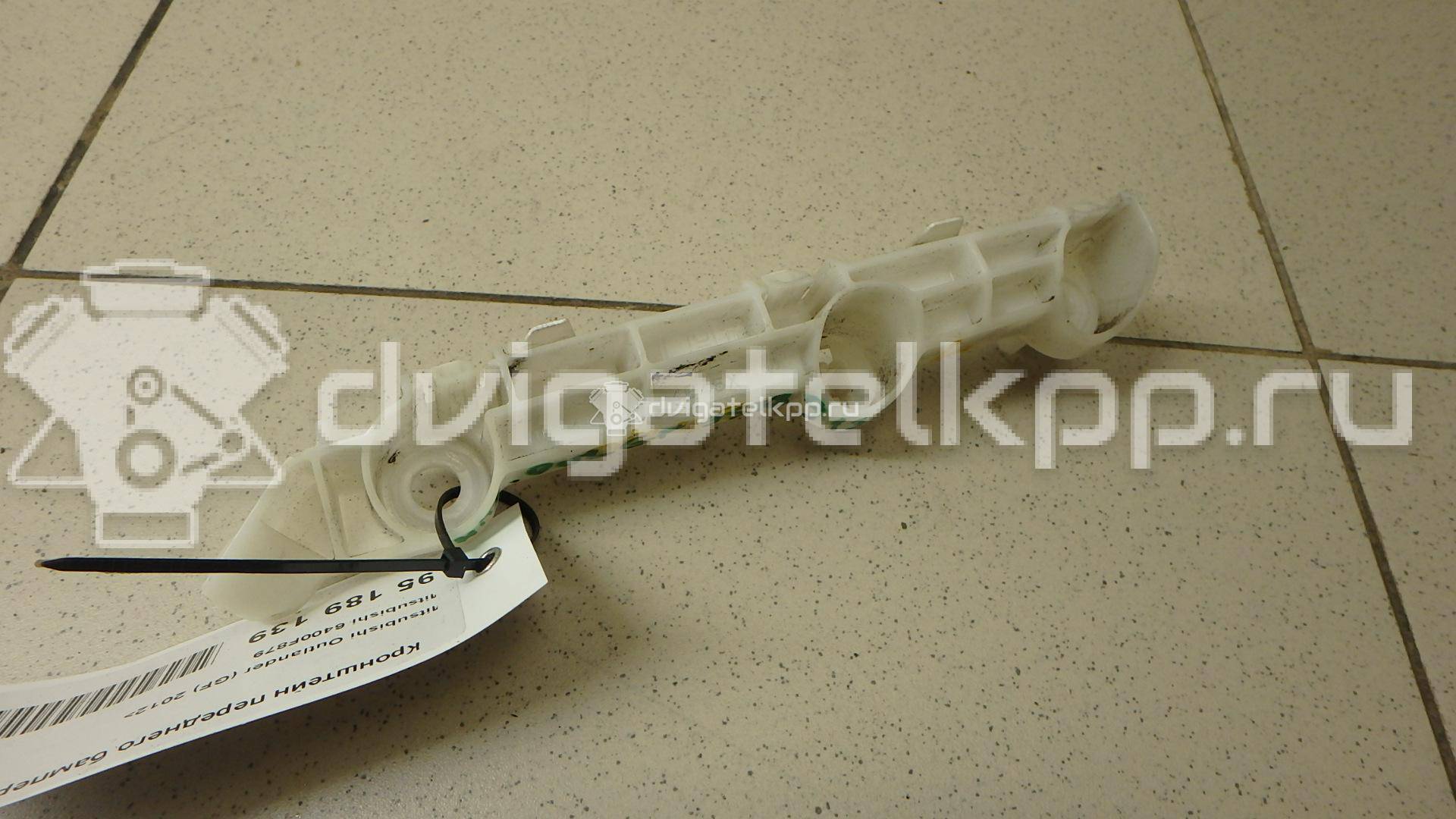 Фото Кронштейн переднего бампера левый  6400F879 для Mitsubishi Outlander {forloop.counter}}