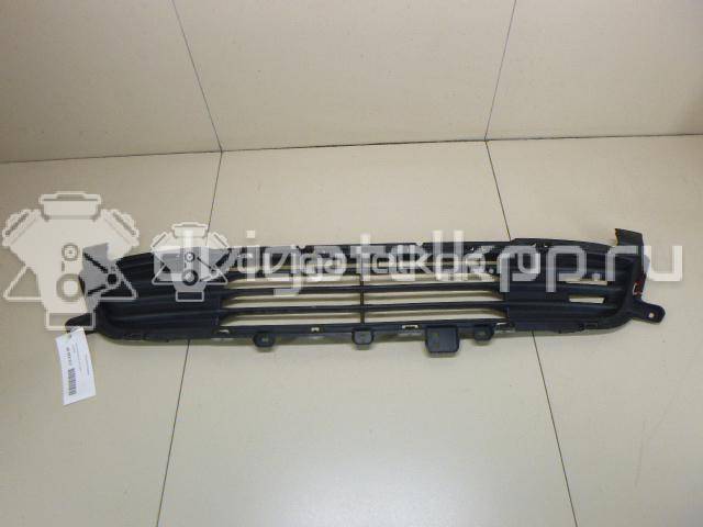 Фото Решетка в бампер центральная  6402a233 для Mitsubishi Outlander {forloop.counter}}