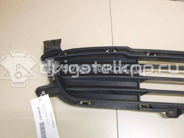 Фото Решетка в бампер центральная  6402a233 для Mitsubishi Outlander {forloop.counter}}