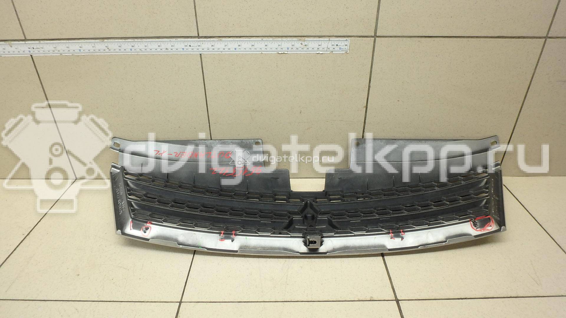 Фото Решетка радиатора  7450A035HA для Mitsubishi Outlander {forloop.counter}}