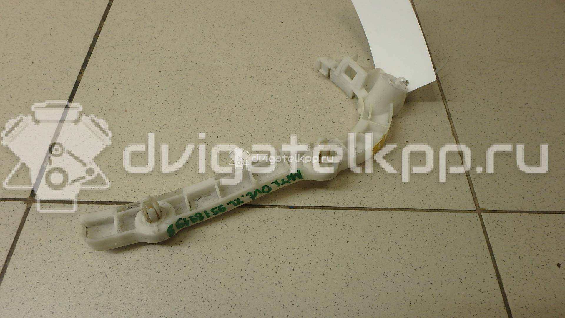 Фото Кронштейн переднего бампера левый  6400A587 для Mitsubishi Outlander {forloop.counter}}