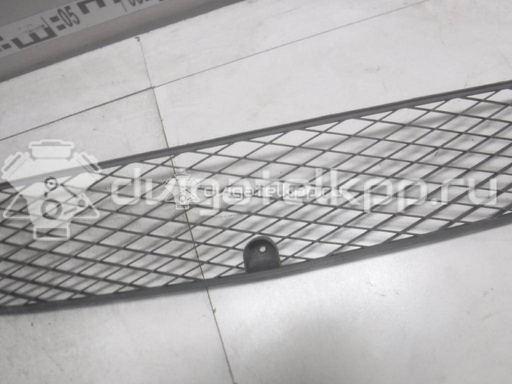Фото Решетка в бампер  6402A037 для Mitsubishi Outlander {forloop.counter}}