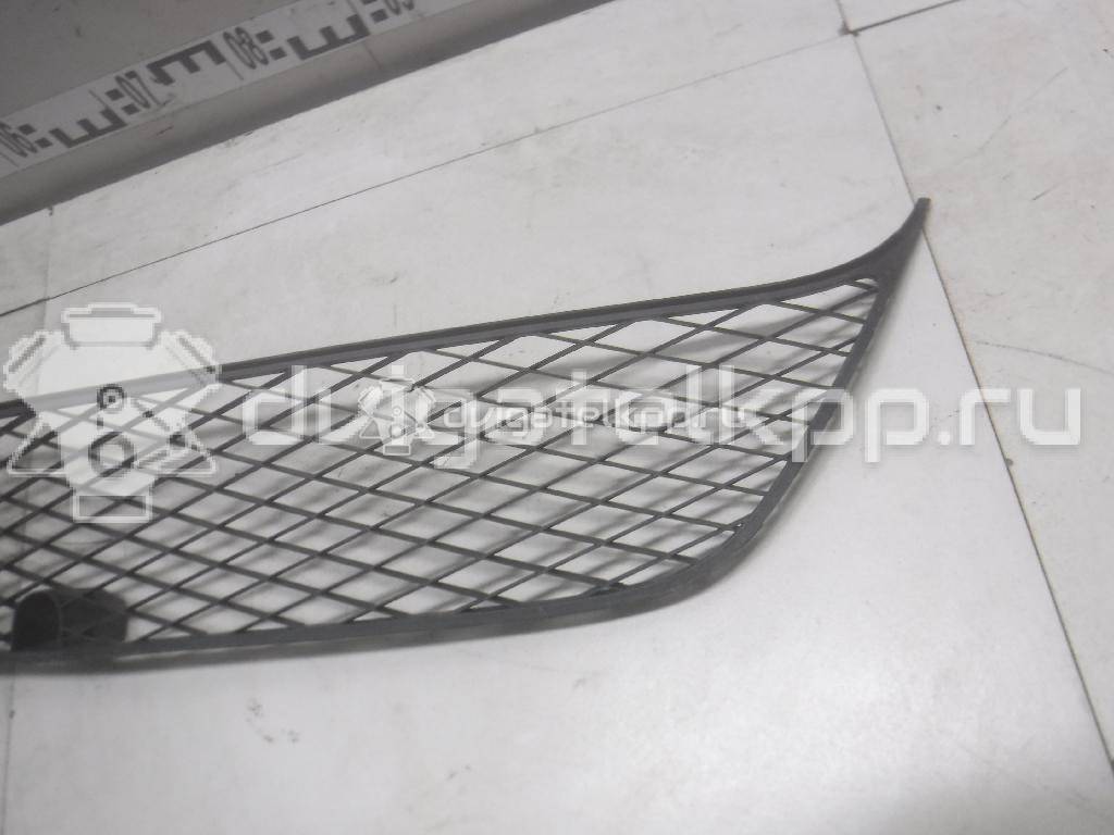 Фото Решетка в бампер  6402A037 для Mitsubishi Outlander {forloop.counter}}