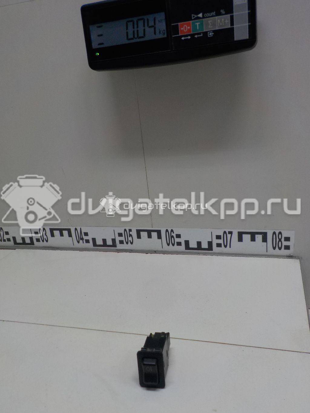 Фото Кнопка противотуманки  MR330576 для mitsubishi Pajero/Montero Sport (K9) {forloop.counter}}