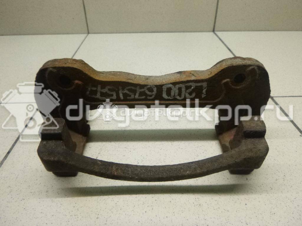 Фото Скоба суппорта переднего  4605a173 для Mitsubishi L {forloop.counter}}