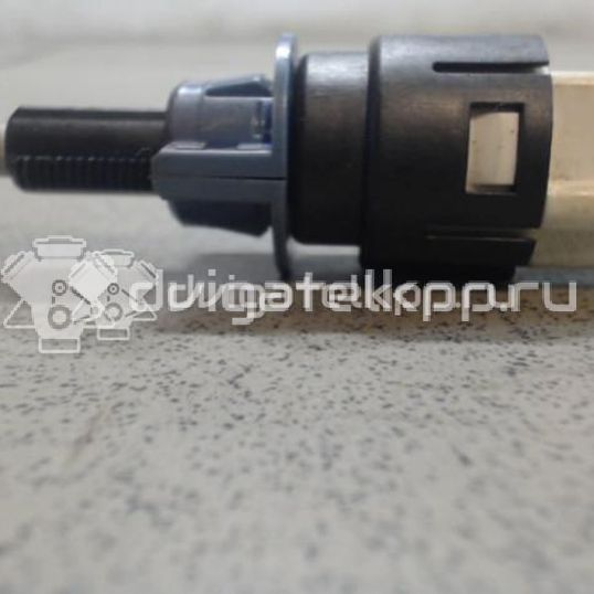 Фото Датчик включения стопсигнала  MN103232 для Mitsubishi Lancer / Pajero / Galant / I / L