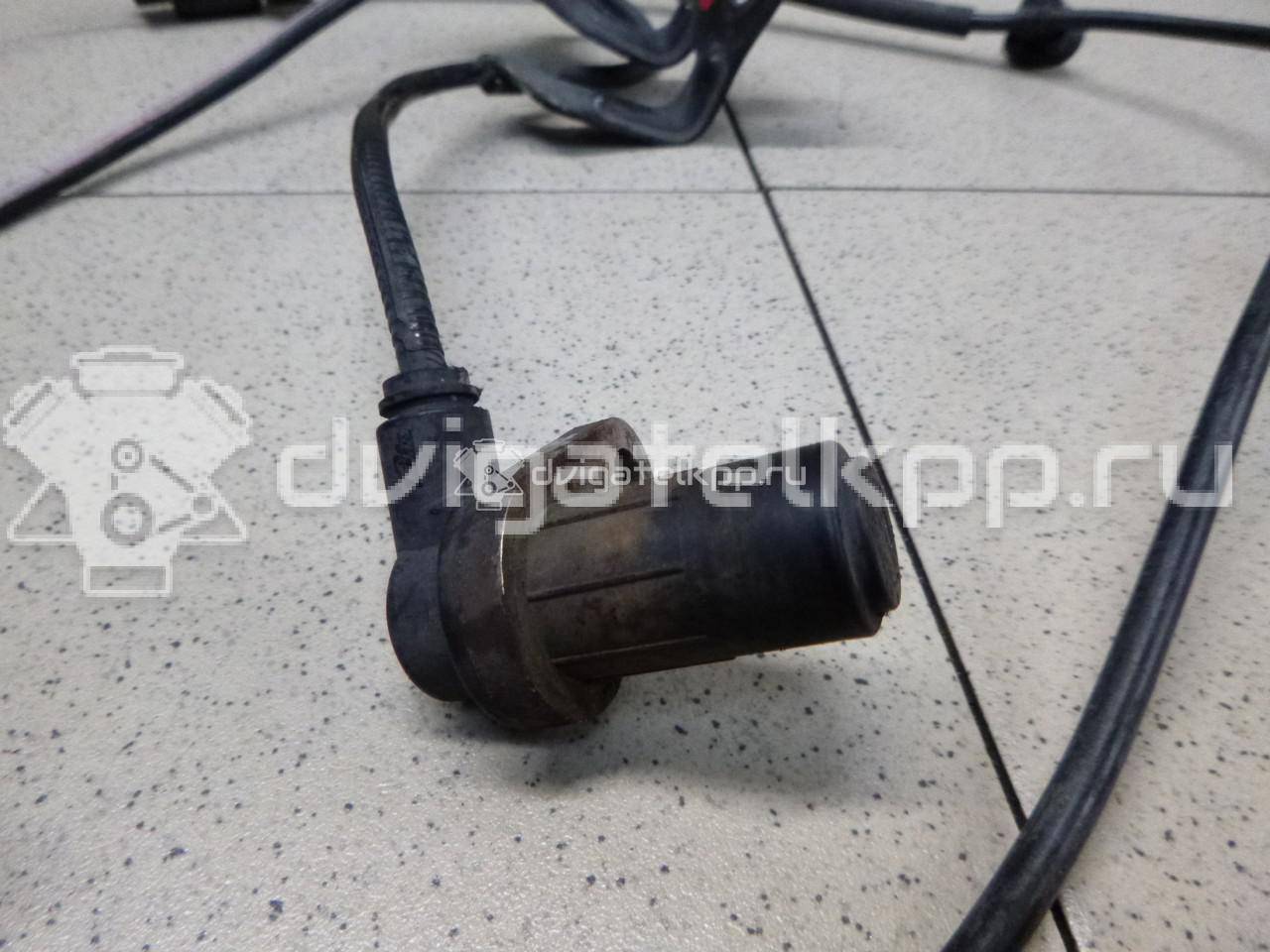 Фото Датчик ABS передний левый  4670a371 для Mitsubishi Galant {forloop.counter}}