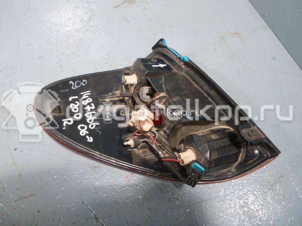 Фото Фонарь задний правый  8330A156 для Mitsubishi L {forloop.counter}}