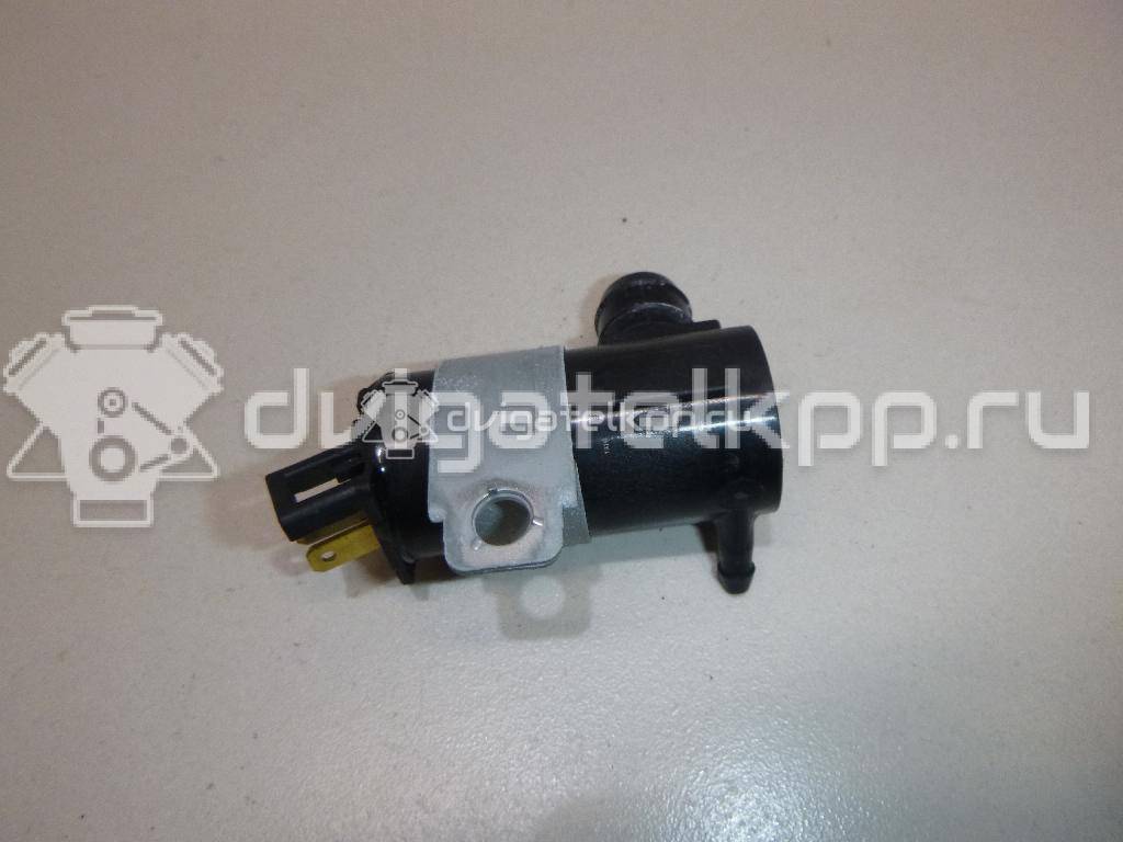 Фото Насос омывателя  MB358361 для Mitsubishi Galant / Colt / Outlander / Eclipse A / 3000 Gt Z1 A {forloop.counter}}