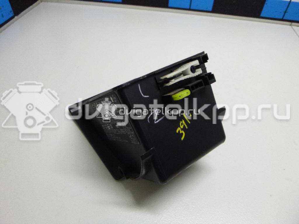 Фото Ящик передней консоли  MR975089 для mitsubishi Lancer (CS/Classic) {forloop.counter}}