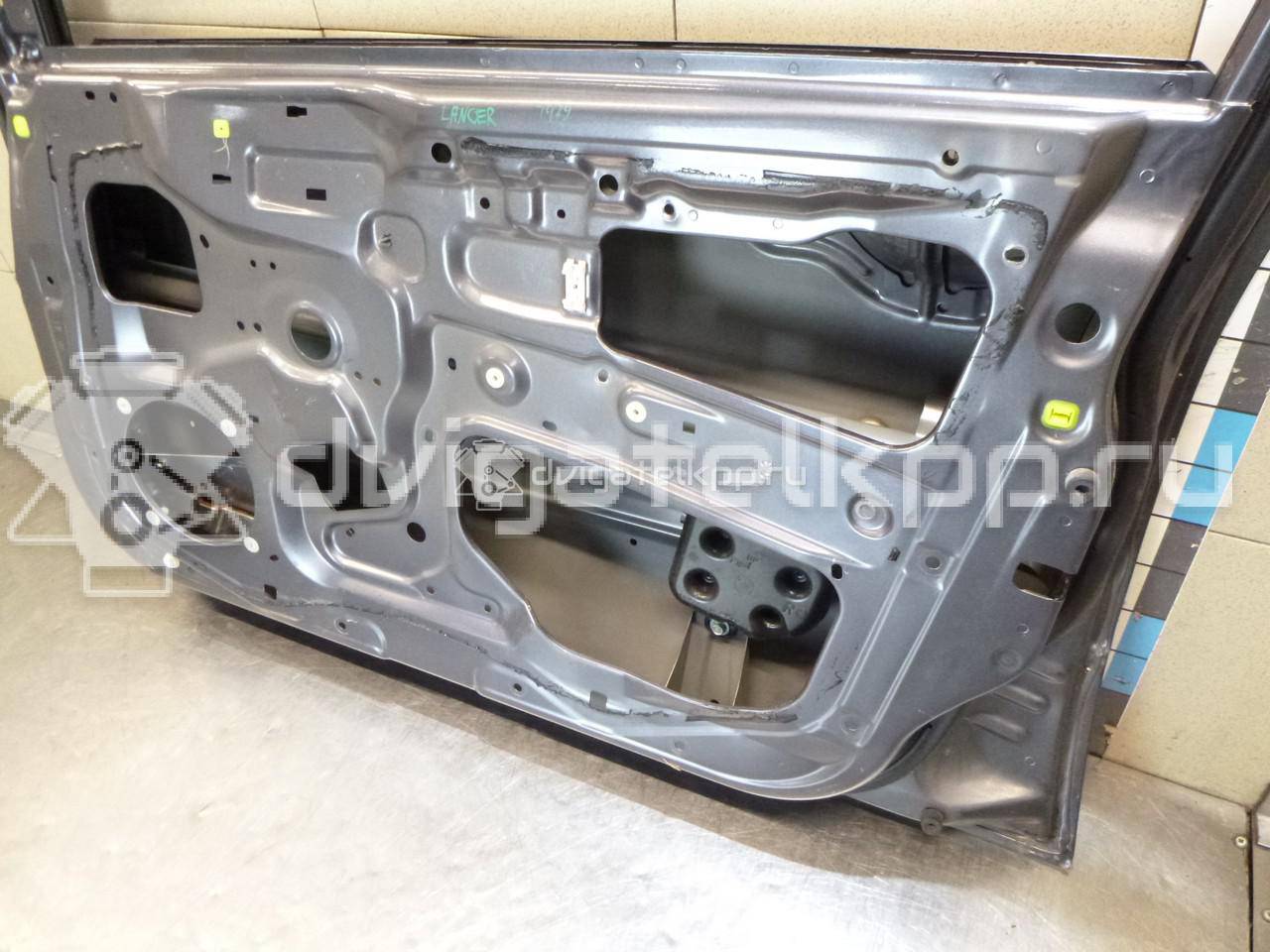 Фото Дверь передняя правая  5700A168 для mitsubishi Lancer (CS/Classic) {forloop.counter}}