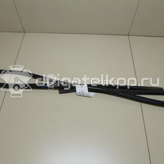 Фото Уплотнитель стекла двери  MR526475 для mitsubishi Lancer (CS/Classic)