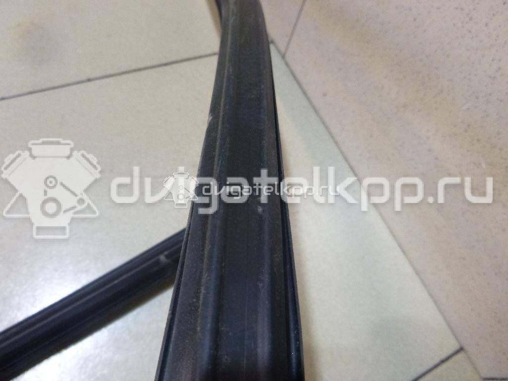 Фото Уплотнитель стекла двери  MR526475 для mitsubishi Lancer (CS/Classic) {forloop.counter}}
