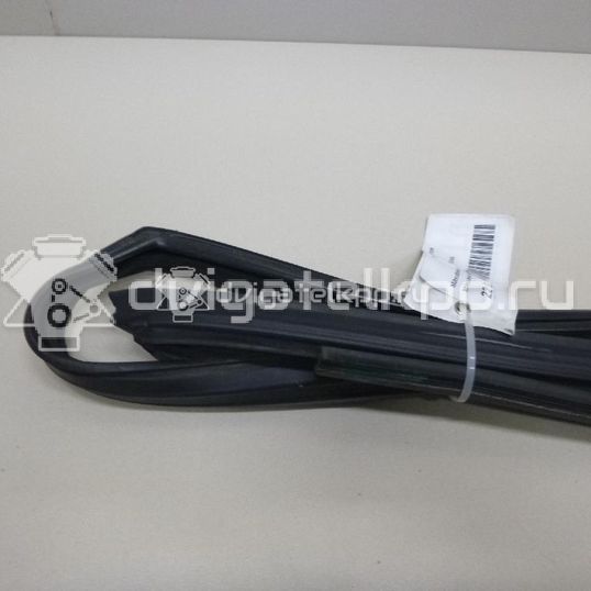 Фото Уплотнитель стекла двери  mr526475 для mitsubishi Lancer (CS/Classic)