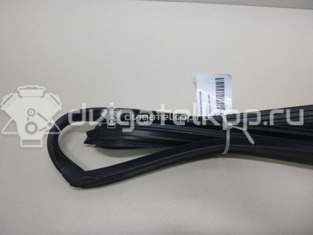 Фото Уплотнитель стекла двери  mr526475 для mitsubishi Lancer (CS/Classic) {forloop.counter}}
