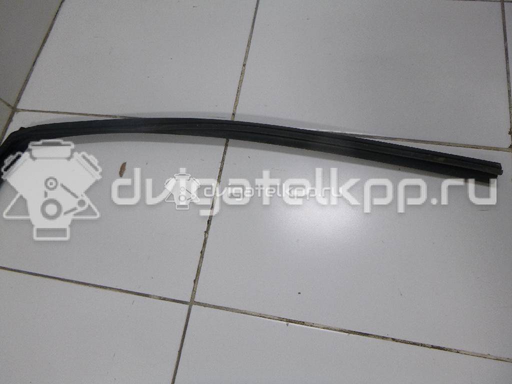 Фото Уплотнитель стекла двери  MR526476 для mitsubishi Lancer (CS/Classic) {forloop.counter}}