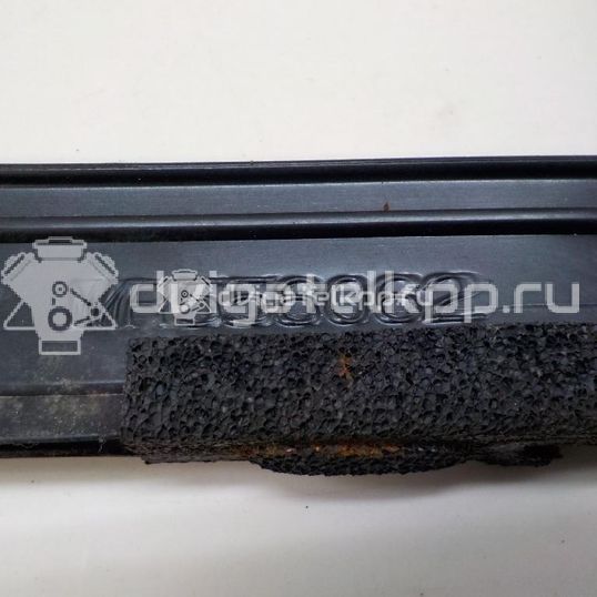 Фото Уплотнитель форточки правой  mr556062 для mitsubishi Lancer (CS/Classic)