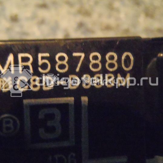 Фото Кнопка стеклоподъемника  mr587880 для mitsubishi Lancer (CS/Classic)