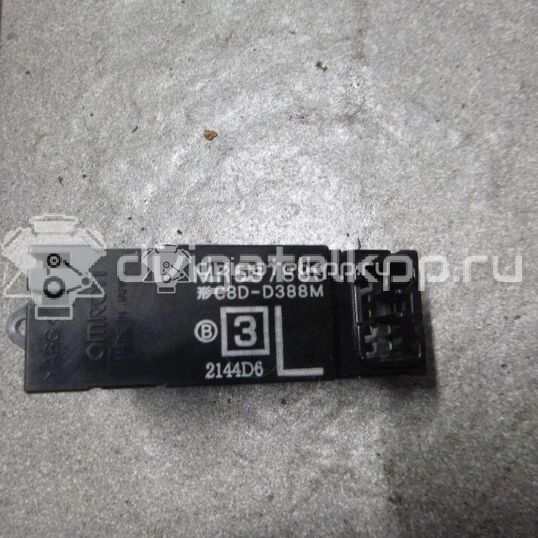 Фото Кнопка стеклоподъемника  MR587880 для mitsubishi Lancer (CS/Classic)
