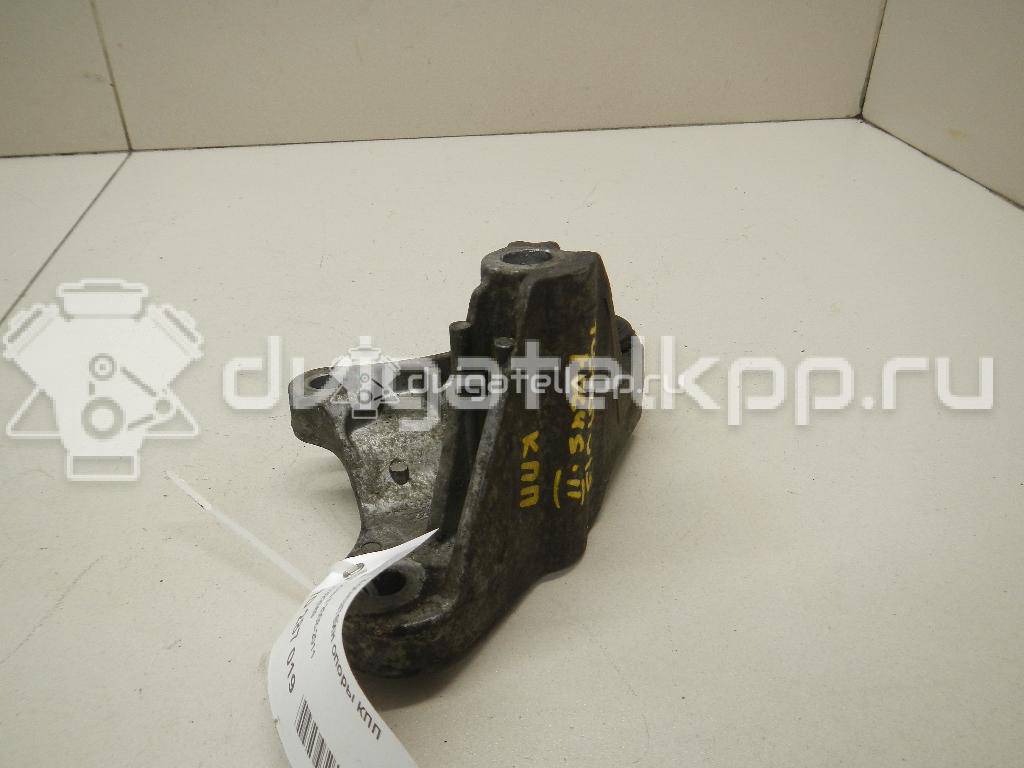 Фото Кронштейн опоры КПП  1322569 для Ford Focus / C-Max {forloop.counter}}