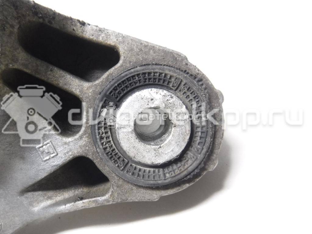 Фото Кронштейн опоры КПП  4M516P093FA для Ford Focus / C-Max {forloop.counter}}