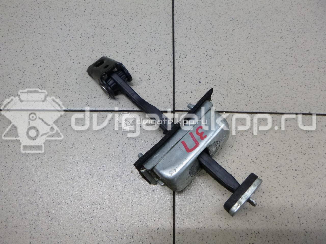 Фото Ограничитель двери  1641573 для Ford Focus / Kuga / C-Max {forloop.counter}}
