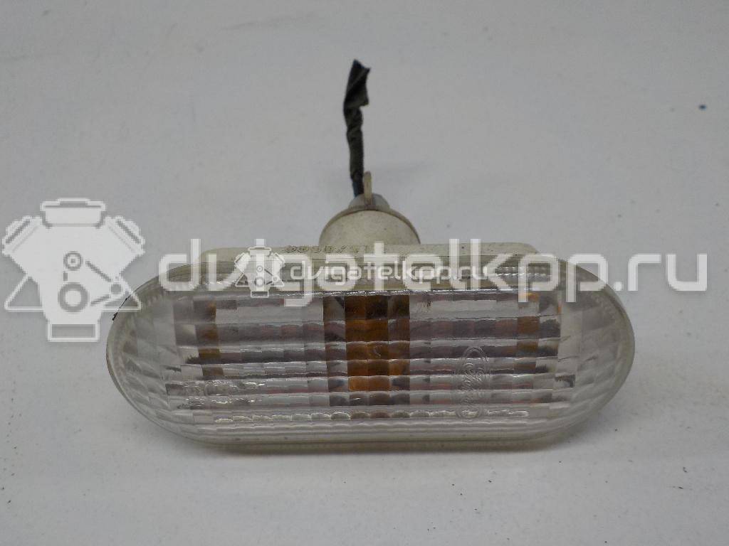 Фото Повторитель на крыло белый  4M5A13K309AA для Ford Fiesta / Focus / C-Max / Fusion Ju {forloop.counter}}