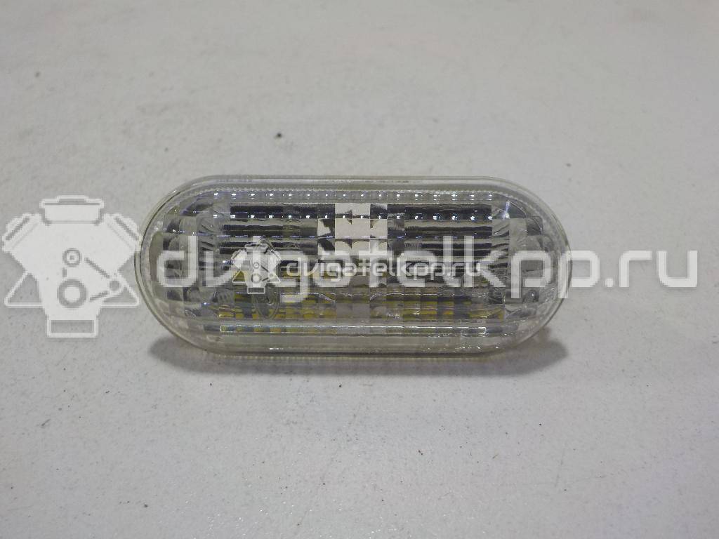 Фото Повторитель на крыло белый  4M5A13K309AA для Ford Fiesta / Focus / C-Max / Fusion Ju {forloop.counter}}