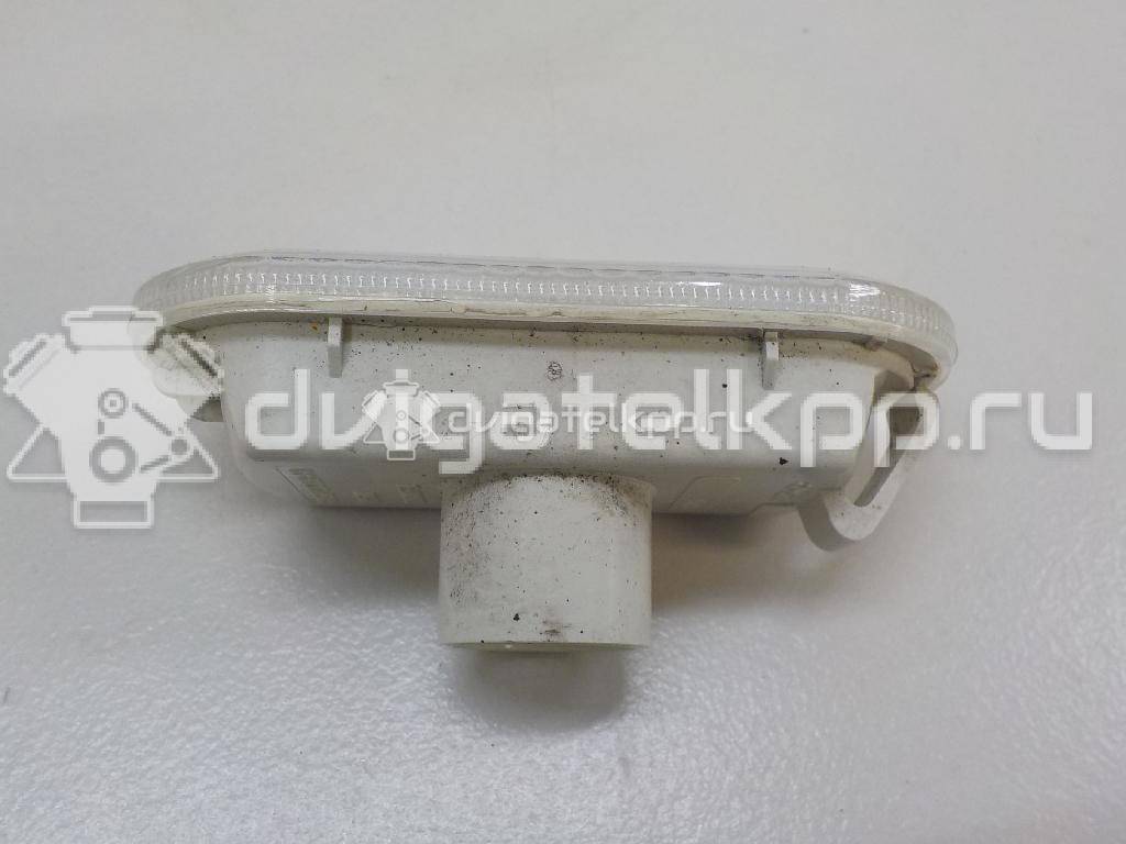 Фото Повторитель на крыло белый  1336185 для Ford Fiesta / Focus / C-Max / Fusion Ju {forloop.counter}}