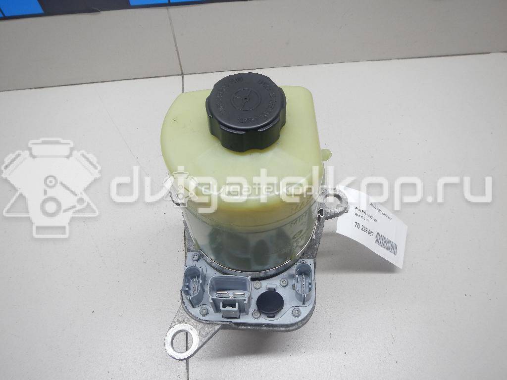Фото Насос гидроусилителя  1743471 для Ford Fiesta / Focus / Kuga / C-Max {forloop.counter}}