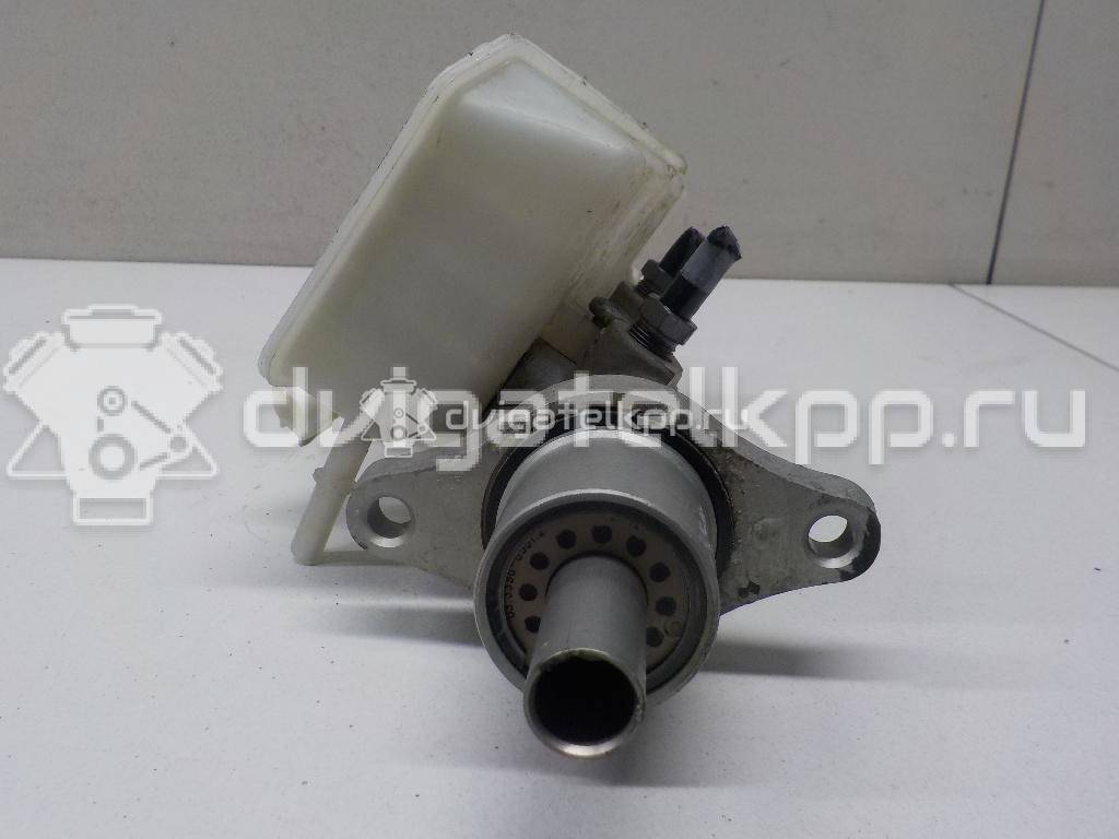 Фото Цилиндр тормозной главный  1547478 для Ford Focus / Kuga / C-Max {forloop.counter}}