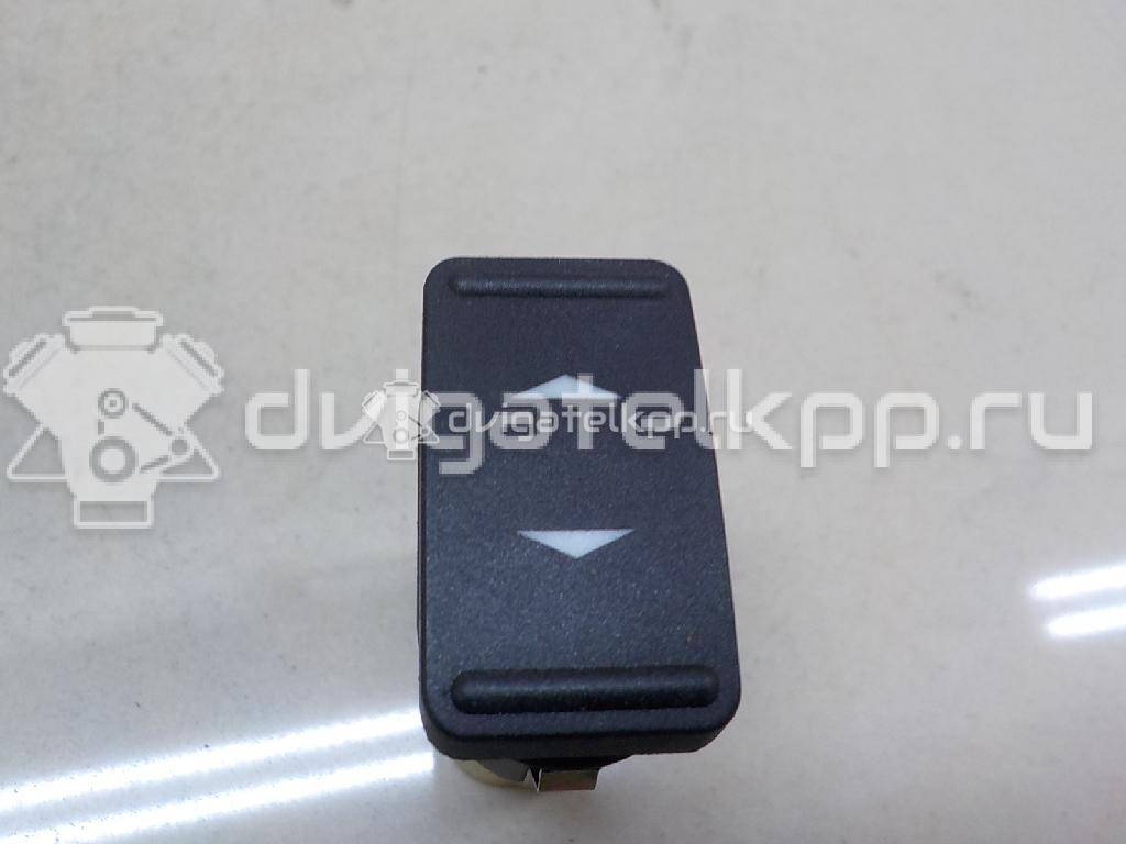 Фото Кнопка стеклоподъемника  1223141 для Ford Focus {forloop.counter}}