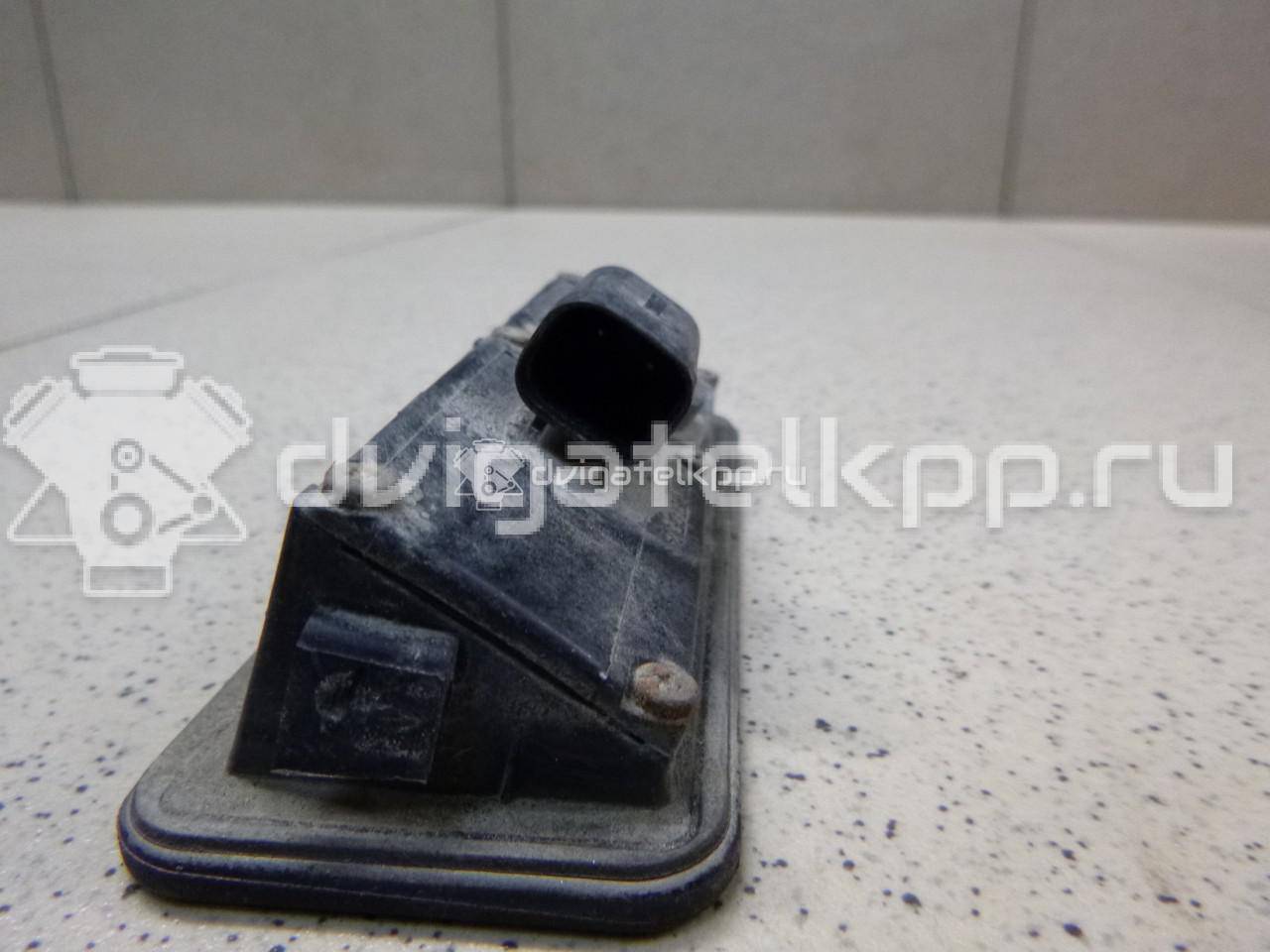 Фото Кнопка открывания багажника  1857333 для Ford Fiesta / Focus / C-Max / Galaxy / Kuga {forloop.counter}}