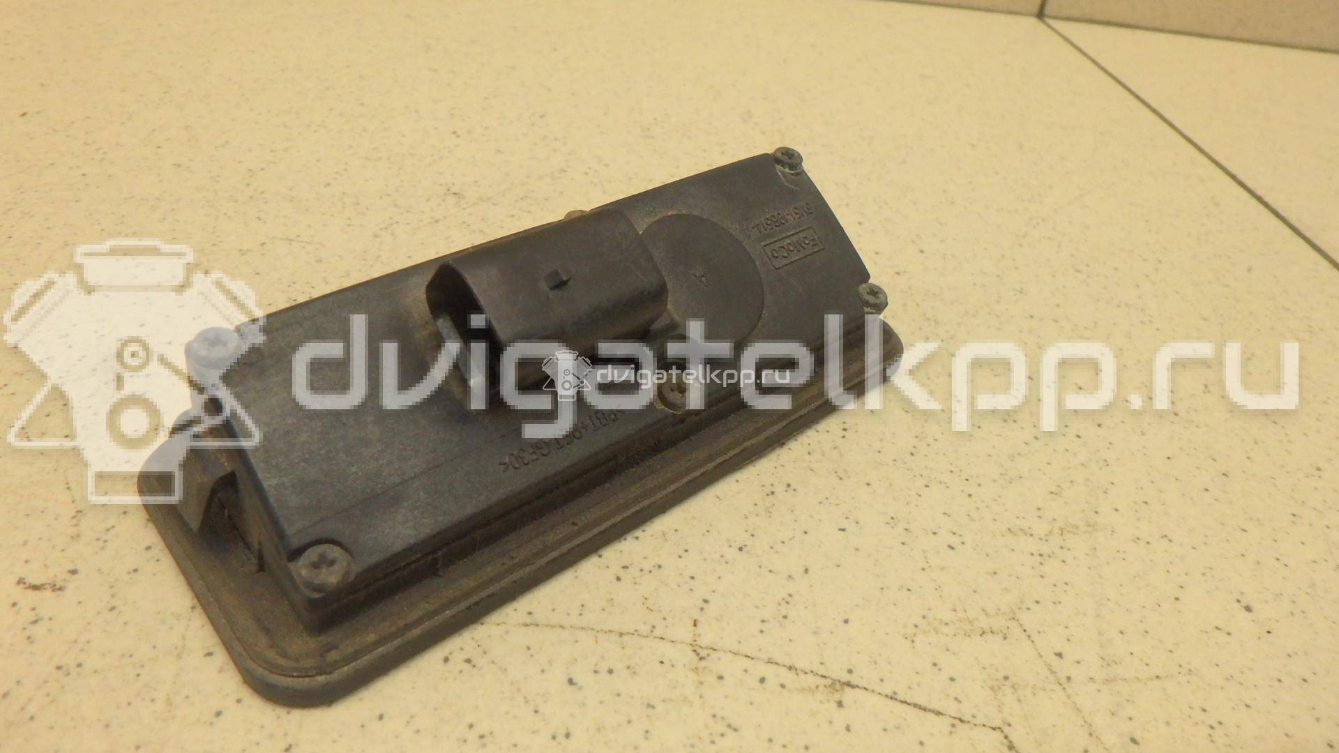 Фото Кнопка открывания багажника  1857333 для Ford Fiesta / Focus / C-Max / Galaxy / Kuga {forloop.counter}}