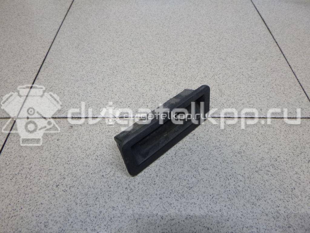 Фото Кнопка открывания багажника  1857333 для Ford Fiesta / Focus / C-Max / Galaxy / Kuga {forloop.counter}}