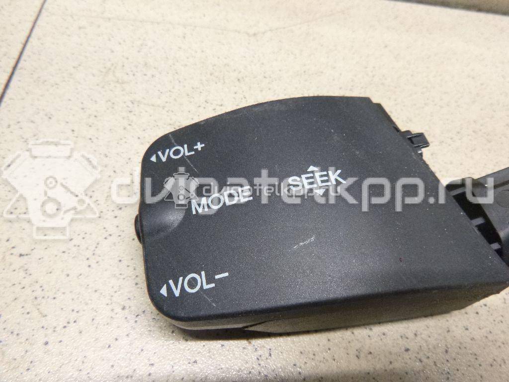 Фото Переключатель подрулевой управления магнитолой  1318961 для Ford Focus / Kuga / Transit / C-Max {forloop.counter}}