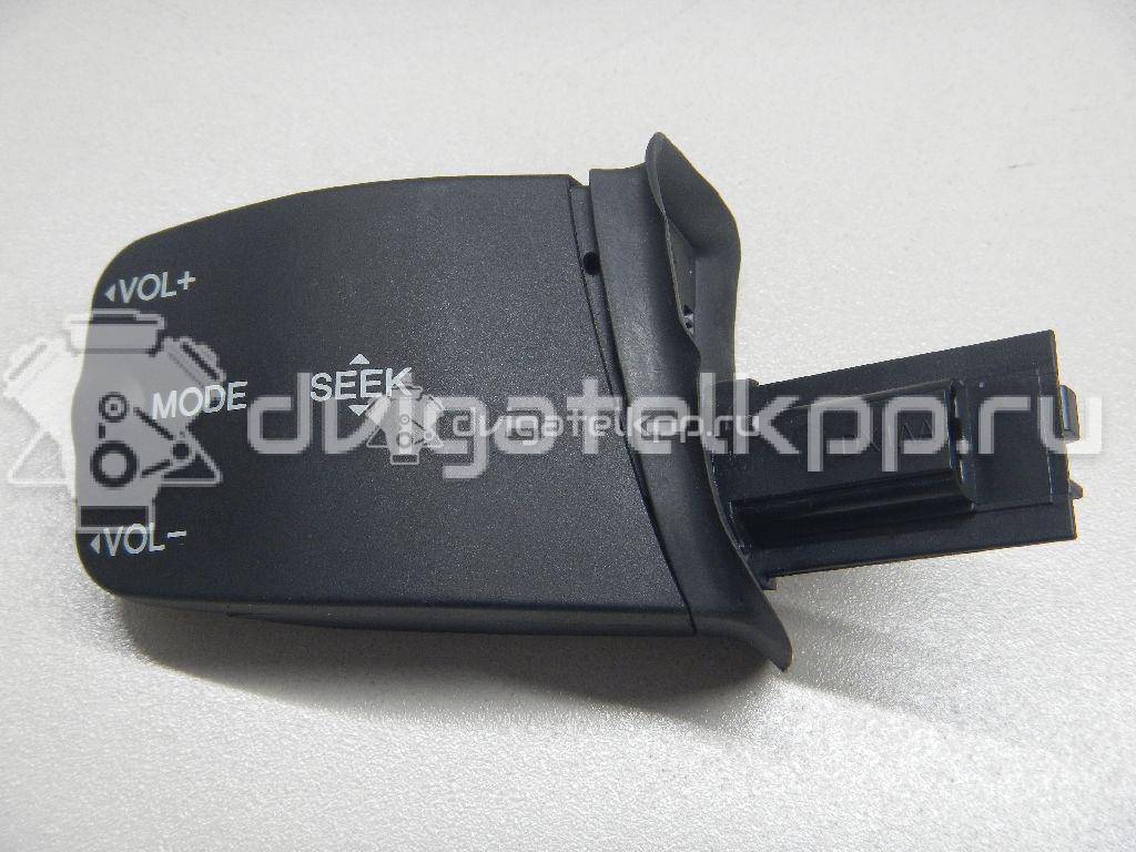 Фото Переключатель подрулевой управления магнитолой  1318961 для Ford Focus / Kuga / Transit / C-Max {forloop.counter}}