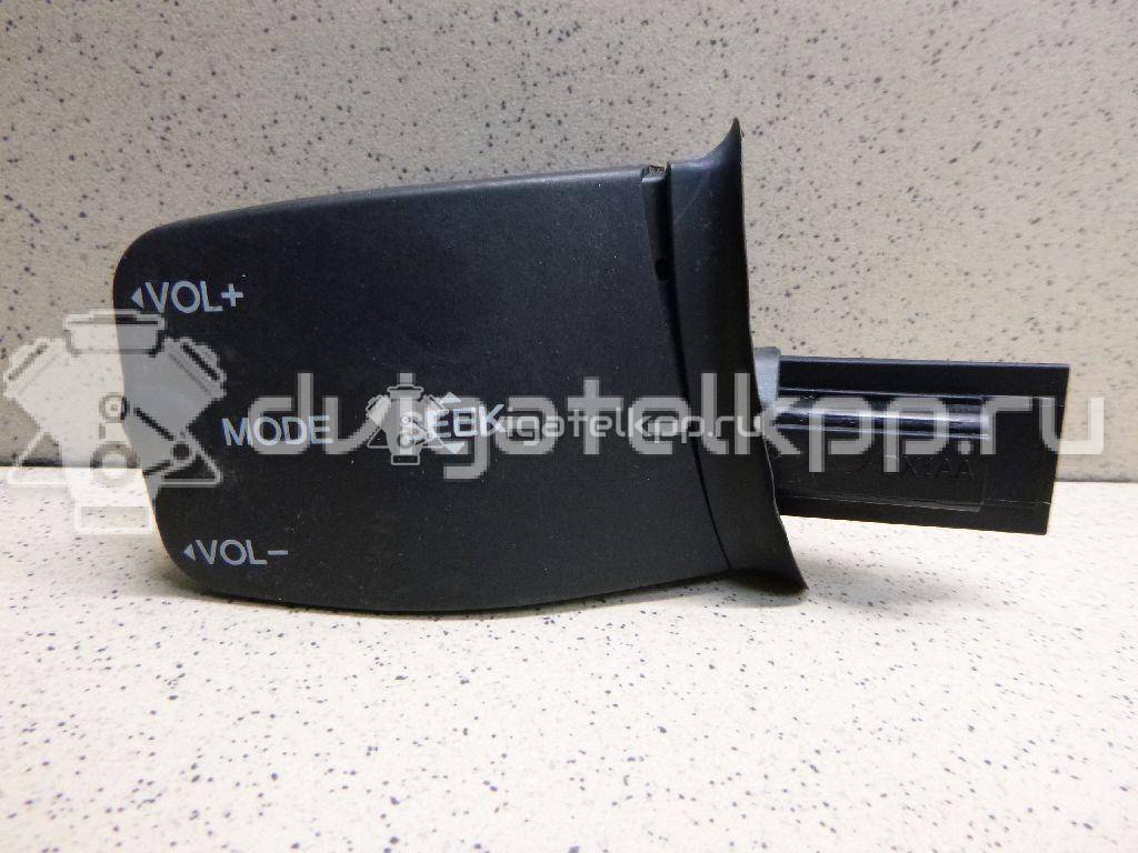 Фото Переключатель подрулевой управления магнитолой  1318961 для Ford Focus / Kuga / Transit / C-Max {forloop.counter}}