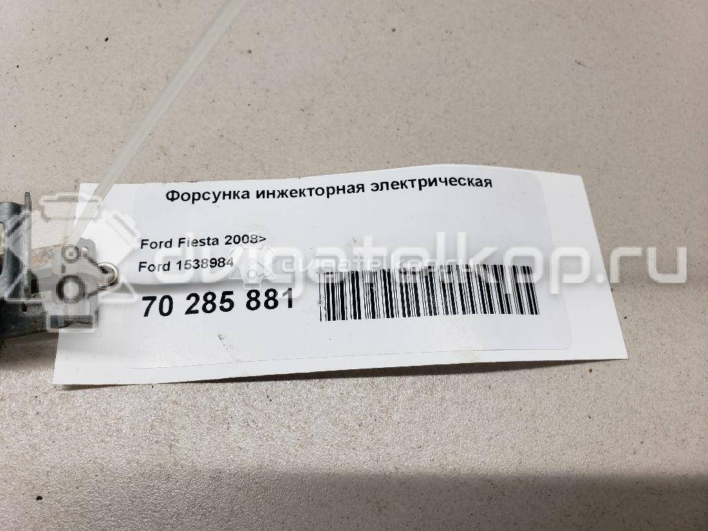 Фото Форсунка инжекторная электрическая  1538984 для Ford Fiesta / Focus / C-Max / Grand / B-Max Jk {forloop.counter}}