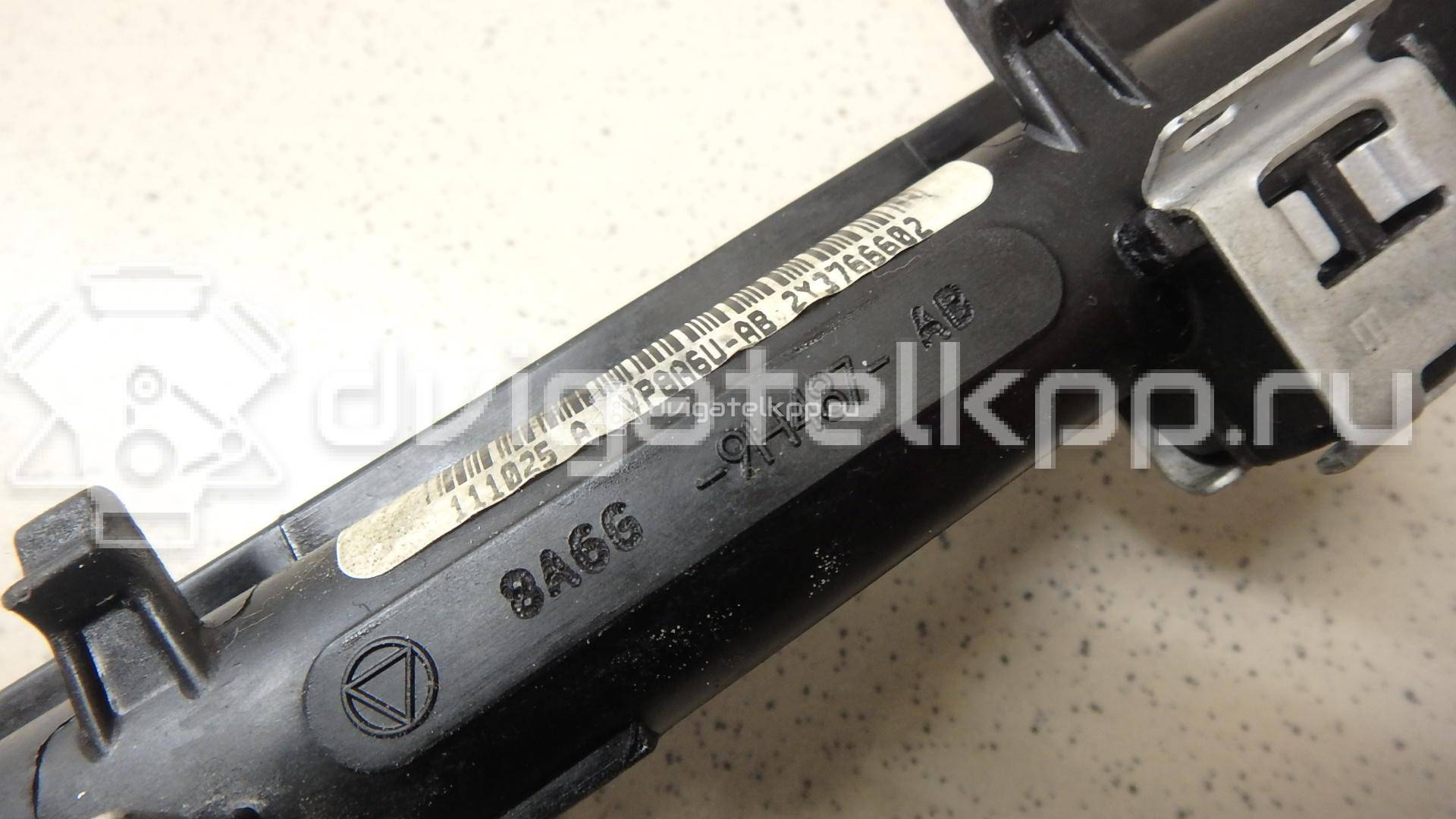 Фото Рейка топливная (рампа)  1804263 для ford C-MAX {forloop.counter}}