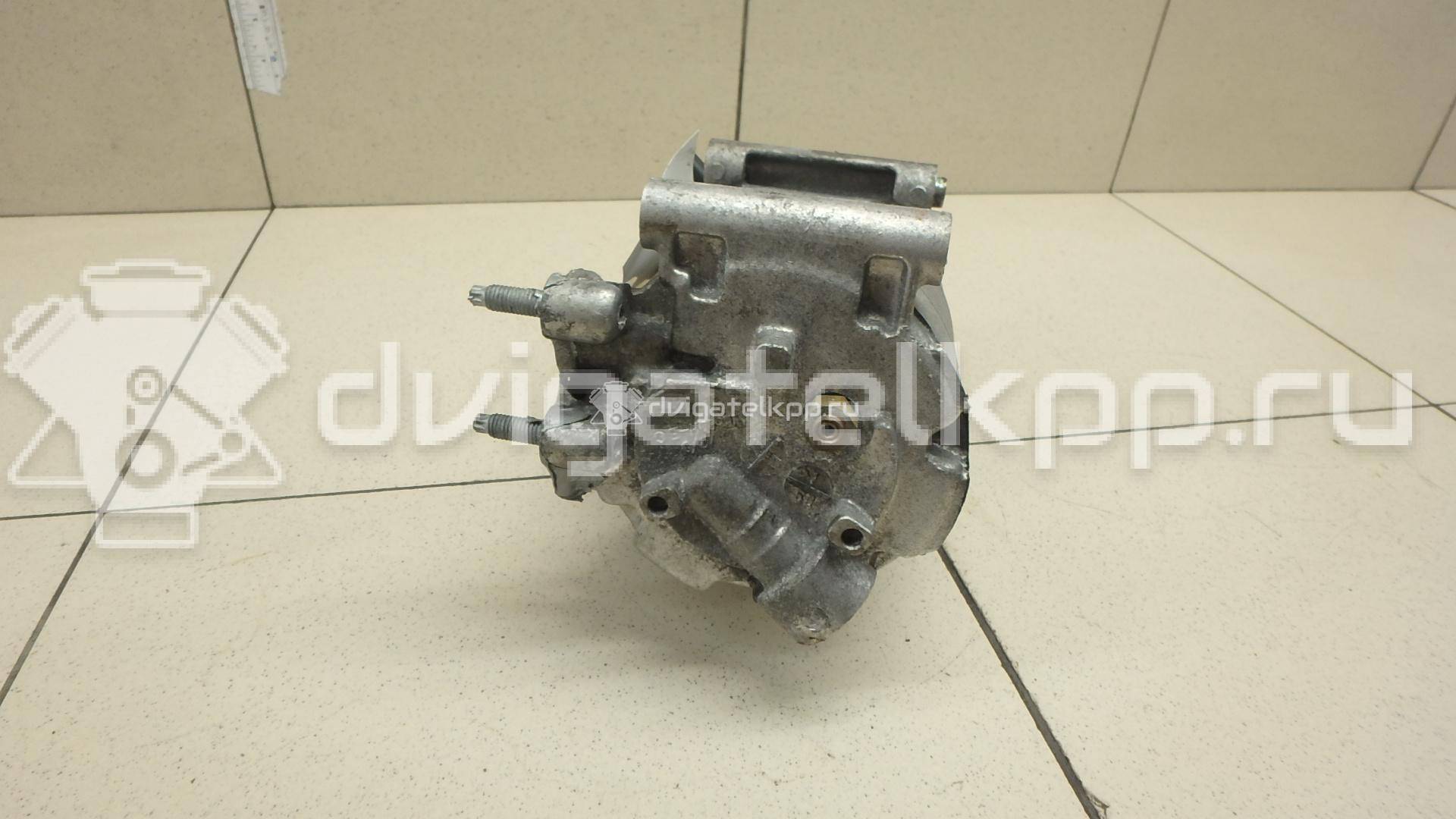 Фото Компрессор системы кондиционирования  1852376 для Ford Focus / C-Max / Galaxy / Grand / S-Max {forloop.counter}}
