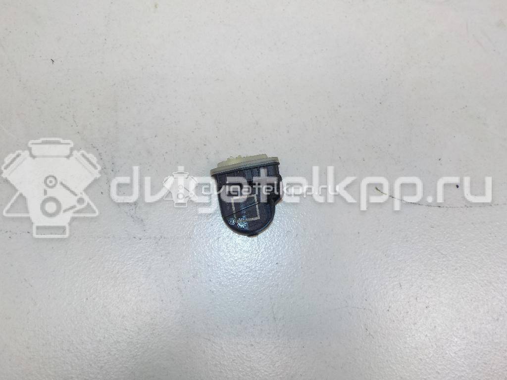Фото Датчик давления в шине  1862980 для Ford Fiesta / Focus / Tourneo / C-Max / Ka {forloop.counter}}