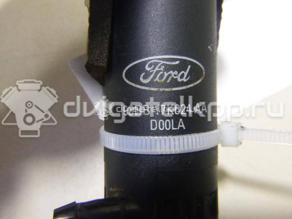 Фото Насос омывателя  93BB17K624AA для Ford Fiesta / Focus / Tourneo / Granada / Scorpio {forloop.counter}}