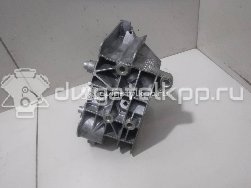 Фото Кронштейн генератора  1340774 для Ford Fiesta / Street Ka Rl2 / Ka {forloop.counter}}