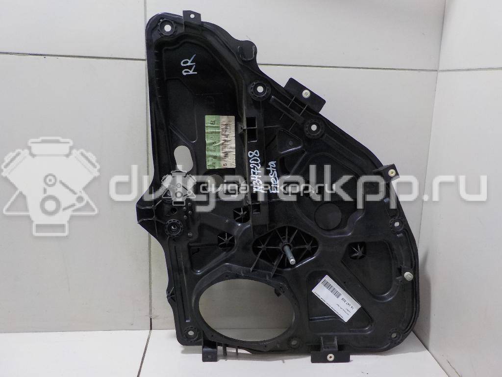 Фото Стеклоподъемник механ. задний правый  1528042 для Ford Fiesta {forloop.counter}}
