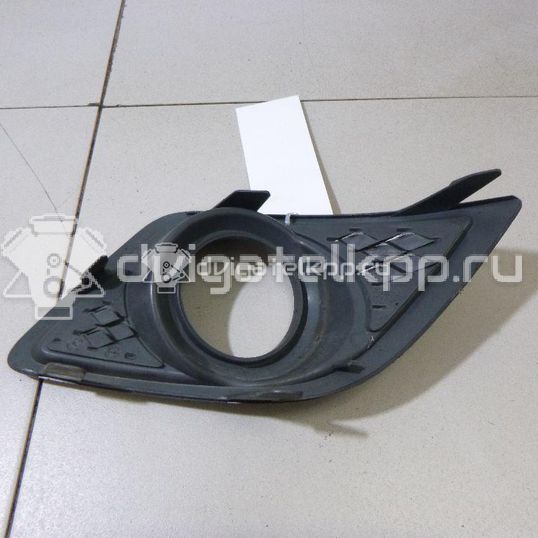 Фото Рамка противотуманной фары правой  1375900 для Ford Fiesta