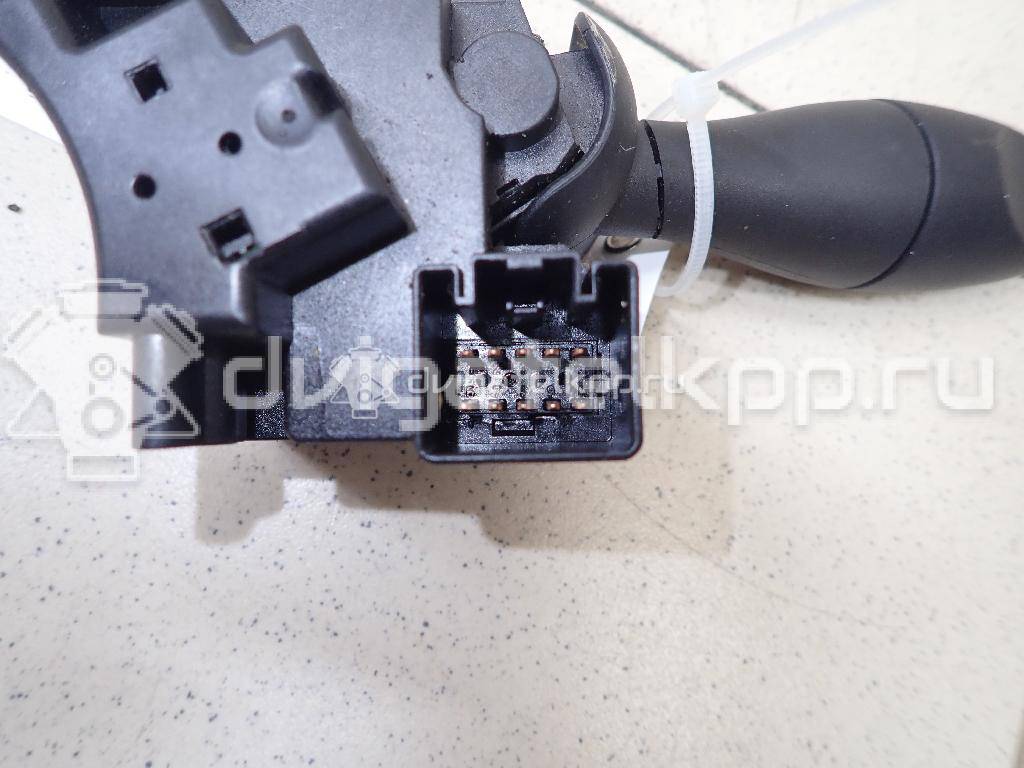 Фото Переключатель поворотов подрулевой  1379849 для Ford Fiesta {forloop.counter}}