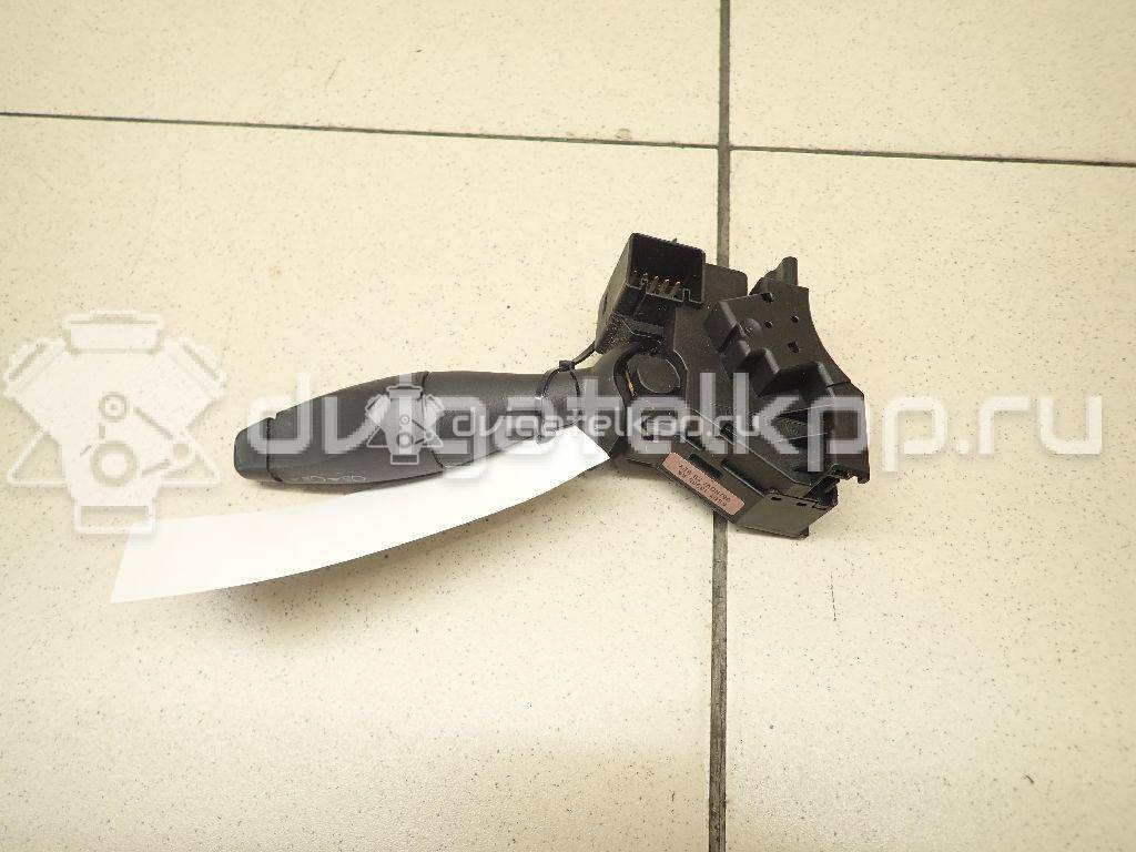 Фото Переключатель поворотов подрулевой  1379849 для Ford Fiesta {forloop.counter}}